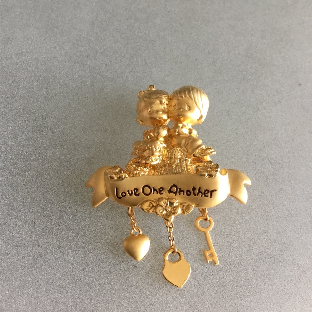 Precious Moments Love One Another brooch Signed